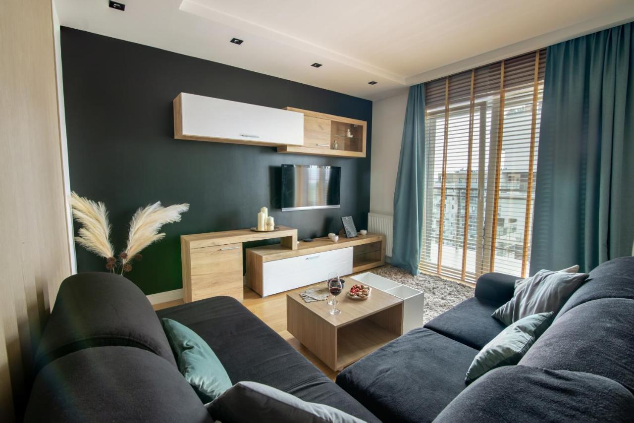 Vip Apartament Rzeszów Exteriör bild